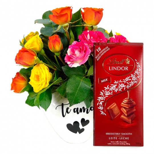 Arranjo Coração Branco com Mini Rosas Coloridas e Lindt Milk