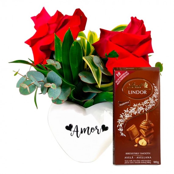 White Heart Arrangement with Two Colombian Roses and Lindt Hazelnut