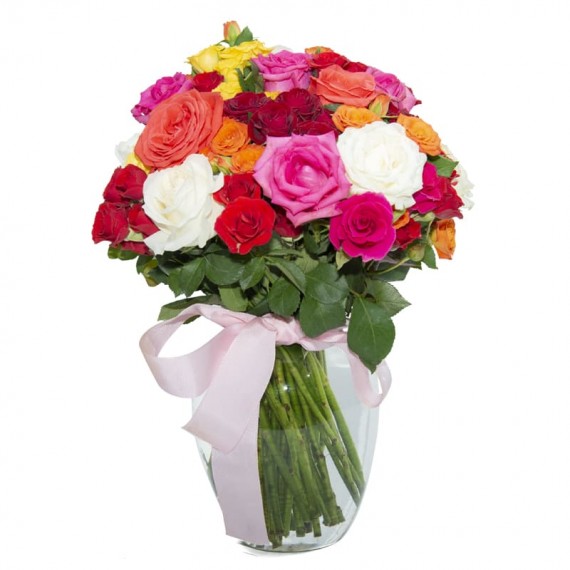 Arrangement with Mini Roses and National Roses