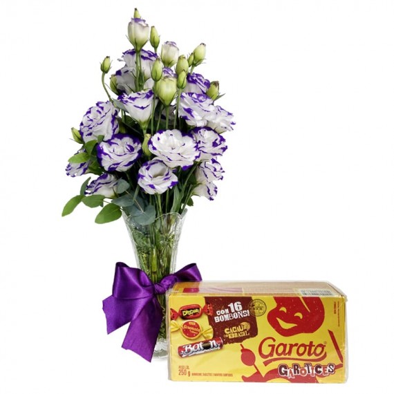 Arrangement with Lisianthus White and Lilac and Garoto Chocolate Box