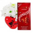 Arranjo Coração Vermelho com Margaridas Brancas e Lindt Milk
