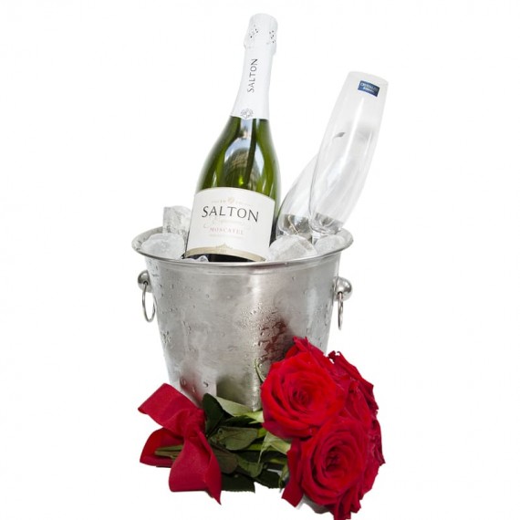 Stainless bucket with Salton Champagne, 2 glasses and bouquet of roses