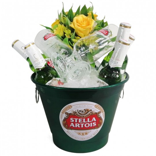 Stella Artois aluminum bucket with Stella Artois beers, 02 cups and arrangement of astromelia and National Roses