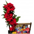 Mix Basket of Colombian Chocolates and Roses III