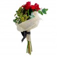 Affection Bouquet with Three Colombian Roses and Lindt Milk