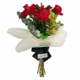 Affection Bouquet with Three Colombian Roses and Lindt Milk