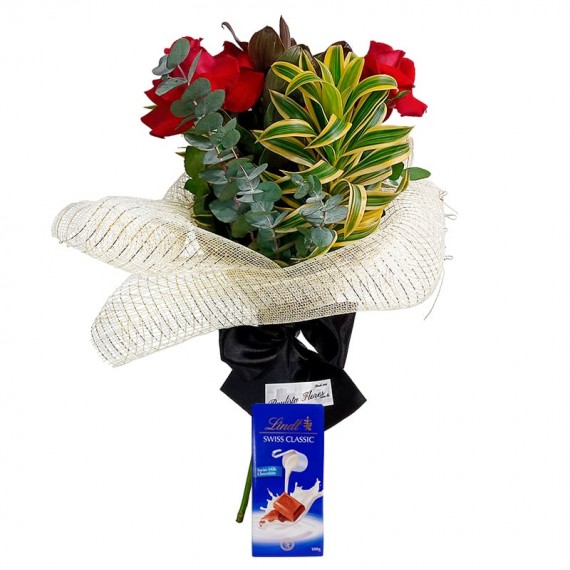 Affection Bouquet with Three Colombian Roses and Lindt Swiss Classic