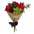 Classic Bouquet with Three Colombian Roses and Lindt Milk