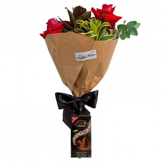 Classic Bouquet with Three Colombian Roses and Lindt Dark