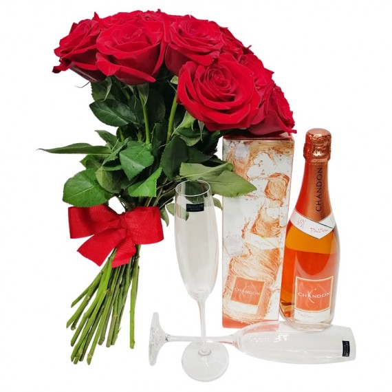 Rustic Bouquet with Colombian Roses, Champagne and Glasses