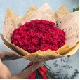 Mega buquê com 100 rosas Nacionais