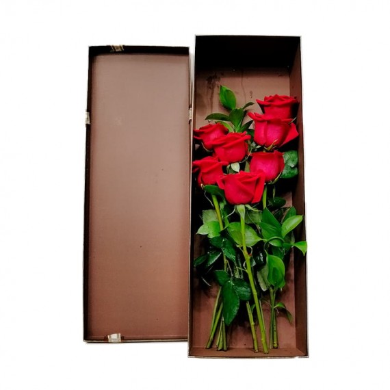 Box with 7 True Colombian Roses